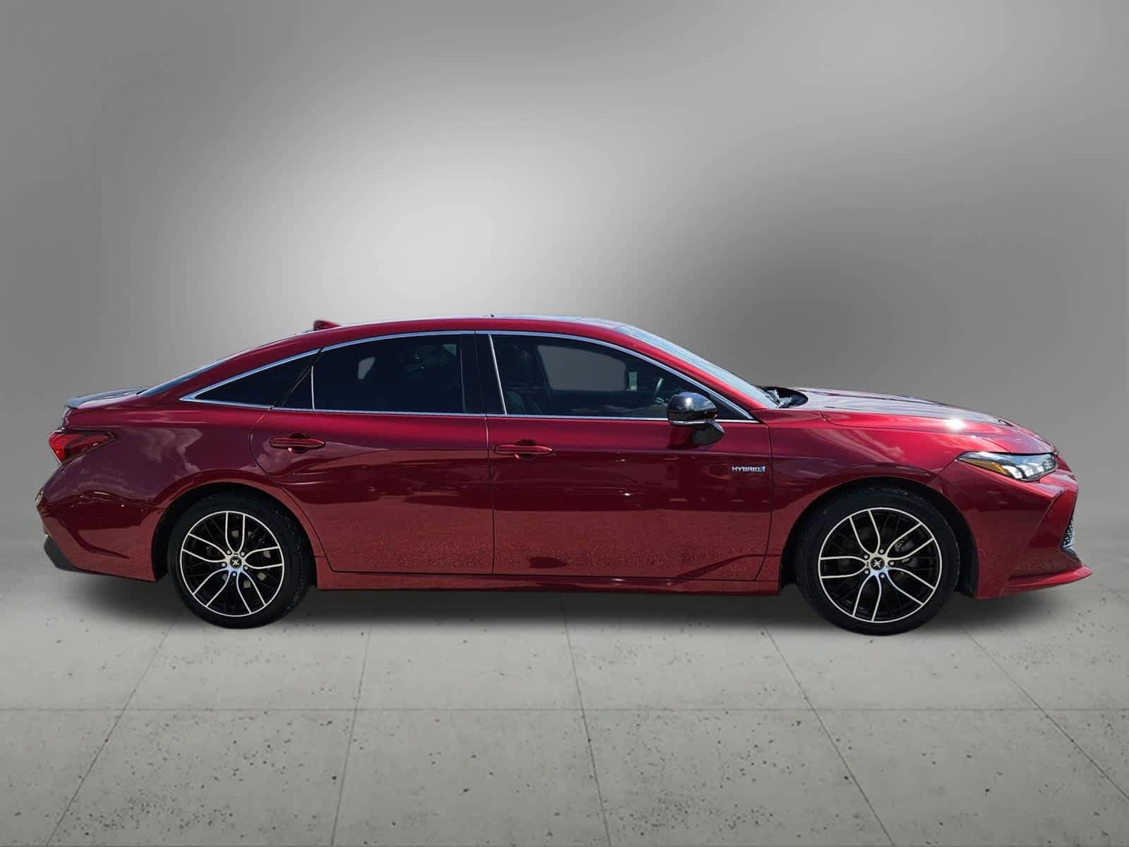 Used 2019 Toyota Avalon XSE FWD image 7
