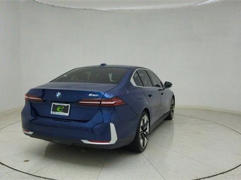 Used 2026 BMW 530i image 66