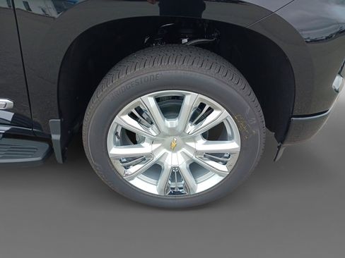 New 2026 Chevrolet Silverado 1500 High Country w/ High Country Premium Package image 33