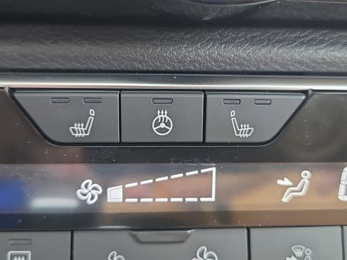 New 2025 Nissan Sentra SV w/ SV Premium Package image 25