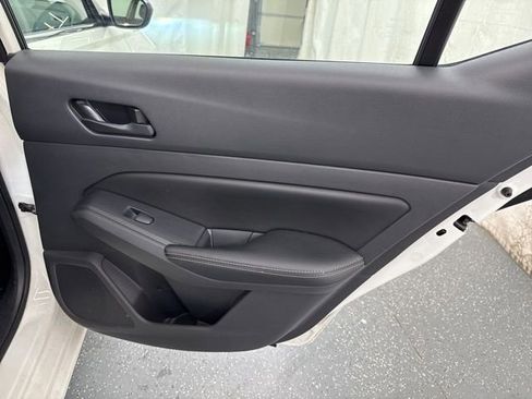 Used 2025 Nissan Altima 2.5 SV FWD image 10