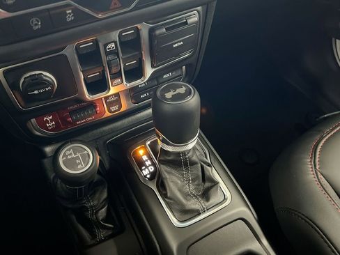 New 2026 Jeep Wrangler Unlimited Rubicon AWD/4WD image 15