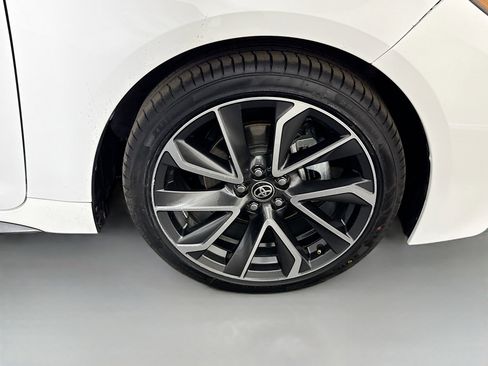 Used 2020 Toyota Corolla SE FWD image 31