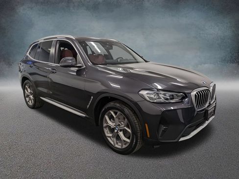Used 2022 BMW X3 xDrive30i w/ Convenience Package AWD/4WD image 3