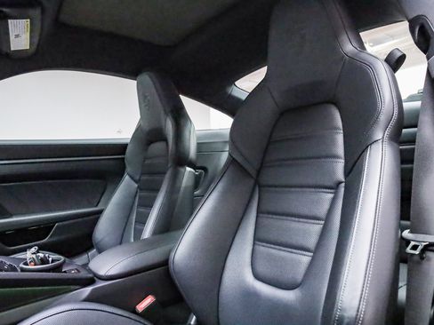 Used 2024 Porsche 911 Carrera 4 GTS image 5