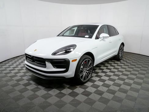 New 2026 Porsche Macan S image 1