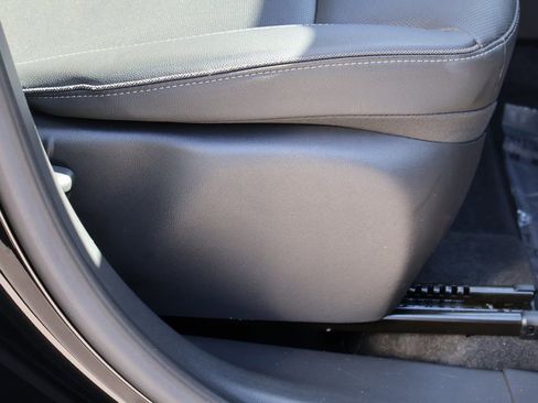 Used 2024 Buick Encore GX Sport Touring image 10