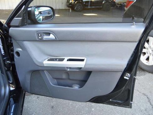 Used 2010 Volvo S40 2.4i image 29