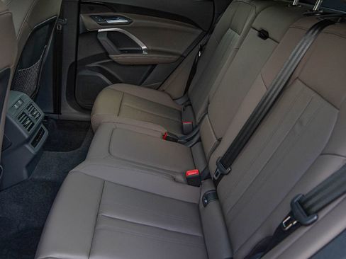 New 2025 Audi Q5 Premium image 23