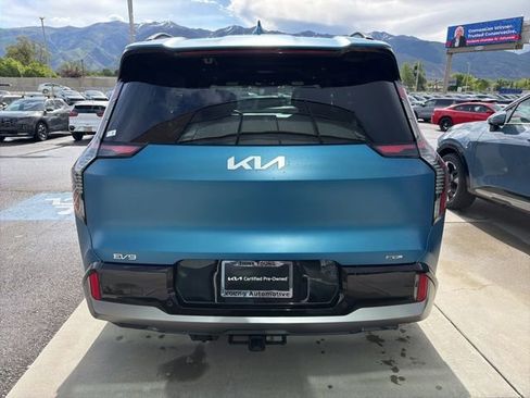 Used 2024 Kia EV9 GT-Line AWD/4WD image 6