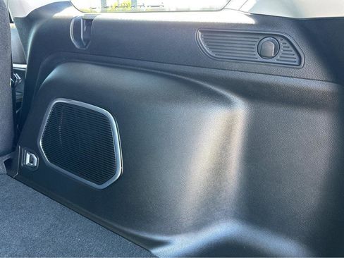 Used 2023 Jeep Grand Cherokee 4WD 4xe image 39