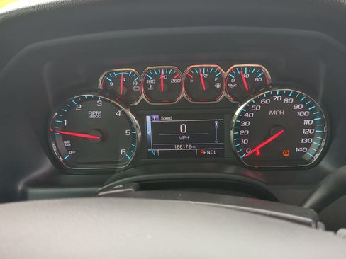 Used 2018 Chevrolet Silverado 1500 LT w/ LT Eassist Package AWD/4WD image 14