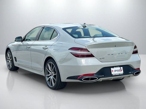 Used 2025 Genesis G70 2.5T RWD image 7