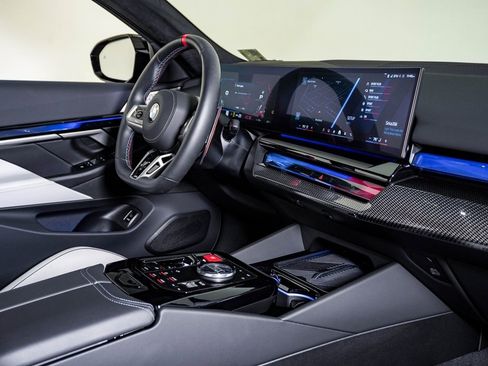 Used 2025 BMW M5 Touring w/ M Driver's Package image 14