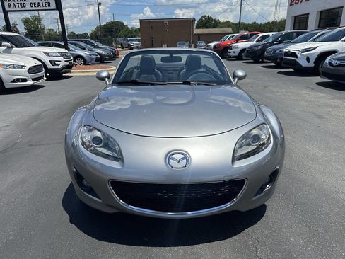 Used 2009 MAZDA MX-5 Miata Grand Touring image 10