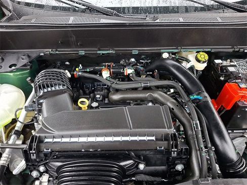 Used 2025 Ford Maverick XL w/ Equipment Group 102A image 27