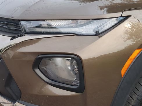 Used 2021 Chevrolet TrailBlazer ACTIV w/ Sun and Liftgate Package image 7