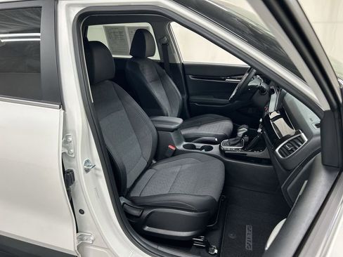 Certified 2024 Kia Seltos S image 23