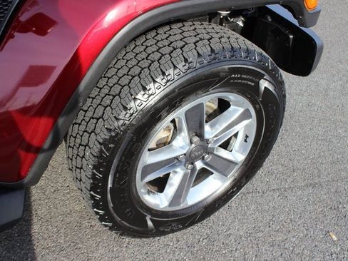 Used 2021 Jeep Wrangler Unlimited Sahara w/ LED Lighting Group image 34