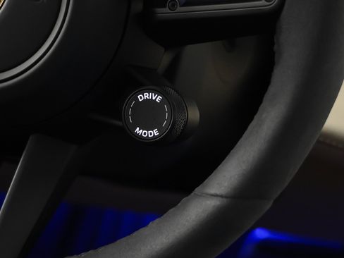 Used 2023 Porsche Taycan GTS image 36