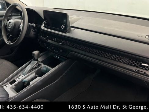 Used 2025 Honda Accord SE image 24