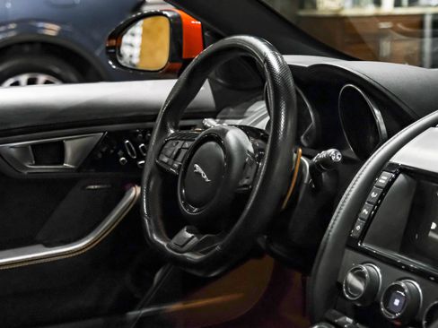 Used 2014 Jaguar F-TYPE S RWD image 17