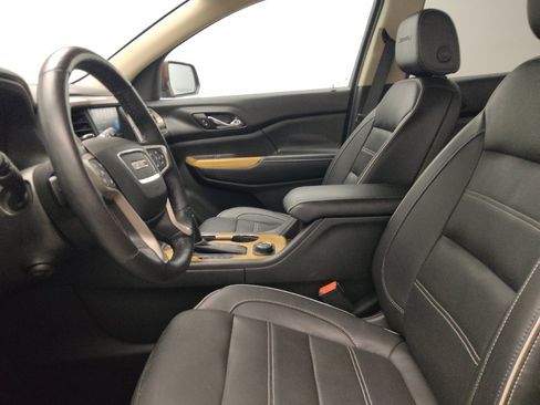Used 2017 GMC Acadia Denali w/ Technology Package FWD image 17