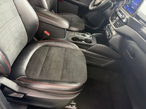 Used 2022 Ford Escape SEL w/ SEL Stealth AWD Package image 25