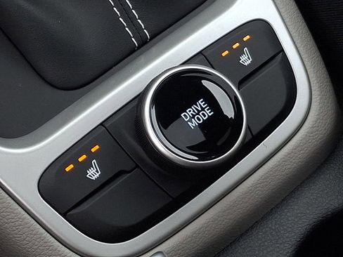 New 2026 Hyundai Venue SEL image 18