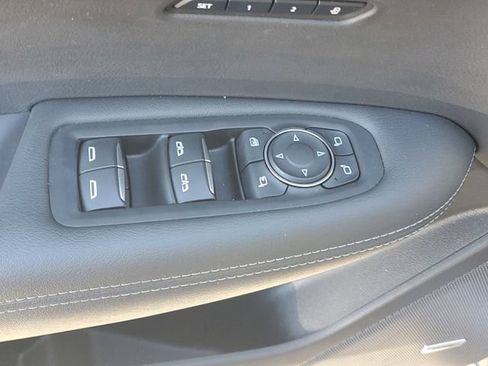 Certified 2024 Cadillac XT6 Luxury w/ LPO, Floor Liner Package AWD/4WD image 11
