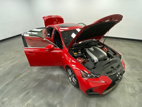 Used 2019 Lexus IS 300 AWD image 47