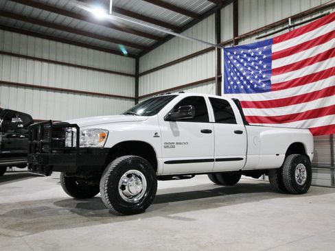 Used 2006 Dodge Ram 3500 Truck SLT image 4