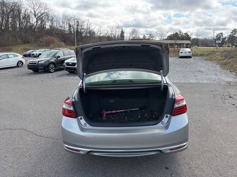 Used 2017 Honda Accord Touring image 12
