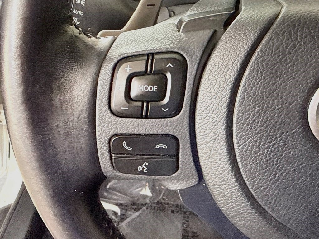 Used 2022 Lexus IS 300 w/ Accessory Package RWD image 13