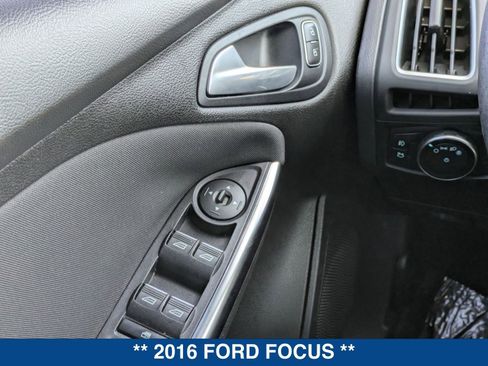Used 2016 Ford Focus ST image 21