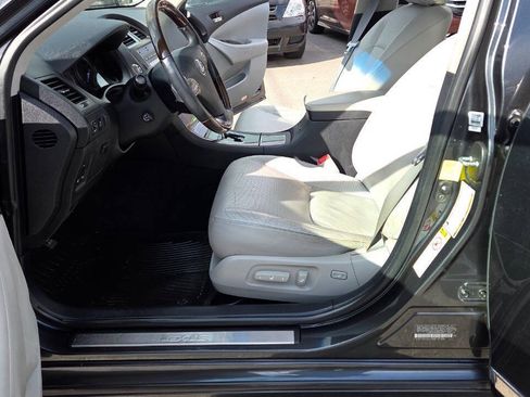 Used 2011 Lexus ES 350 FWD image 24