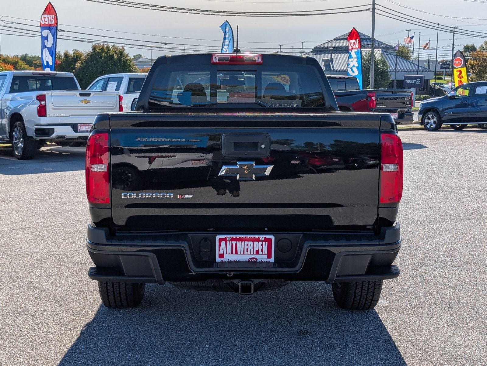 Used 2018 Chevrolet Colorado Z71 AWD/4WD image 4