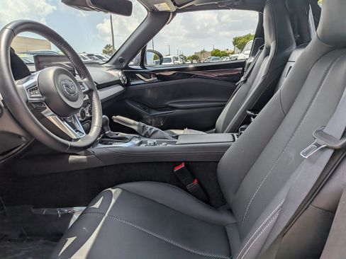 Used 2024 MAZDA MX-5 Miata RF Grand Touring w/ Weather Package RWD image 17