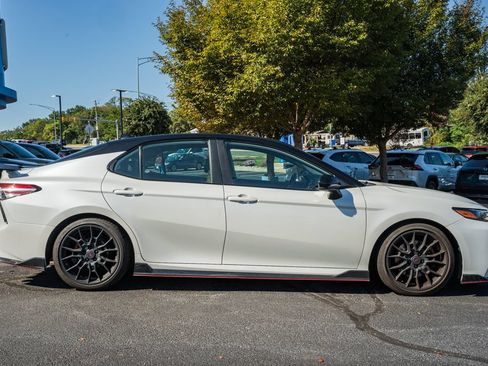 Used 2020 Toyota Camry TRD FWD image 3