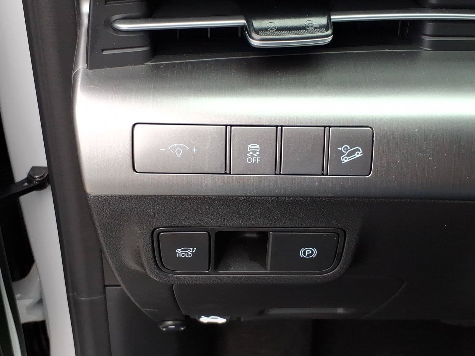 Used 2026 Hyundai Kona Limited AWD/4WD image 17