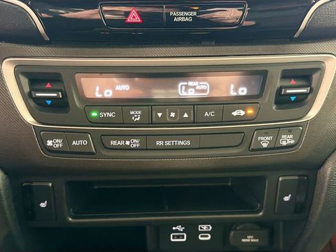 Used 2025 Honda Ridgeline TrailSport image 15