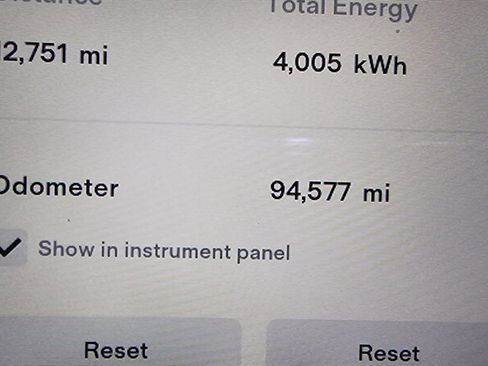 Used 2015 Tesla Model S 70D image 22