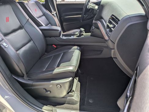 Used 2025 Dodge Durango GT AWD/4WD image 31
