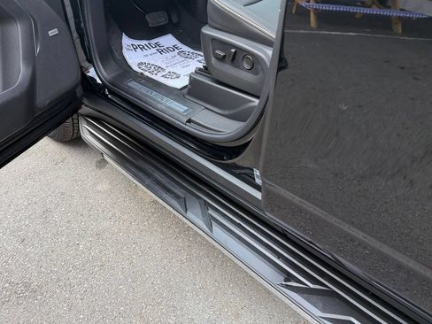 New 2026 Chevrolet Suburban Premier AWD/4WD image 14