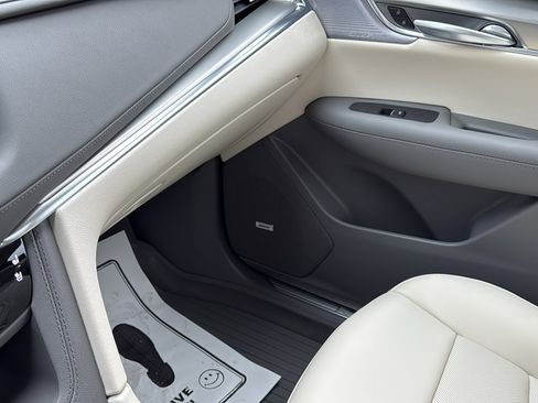 New 2026 Cadillac XT5 Premium Luxury w/ Driver Assist Package image 25