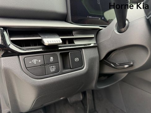 New 2026 Kia Sportage S image 21