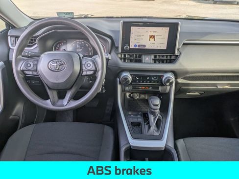 Used 2023 Toyota RAV4 LE FWD image 32