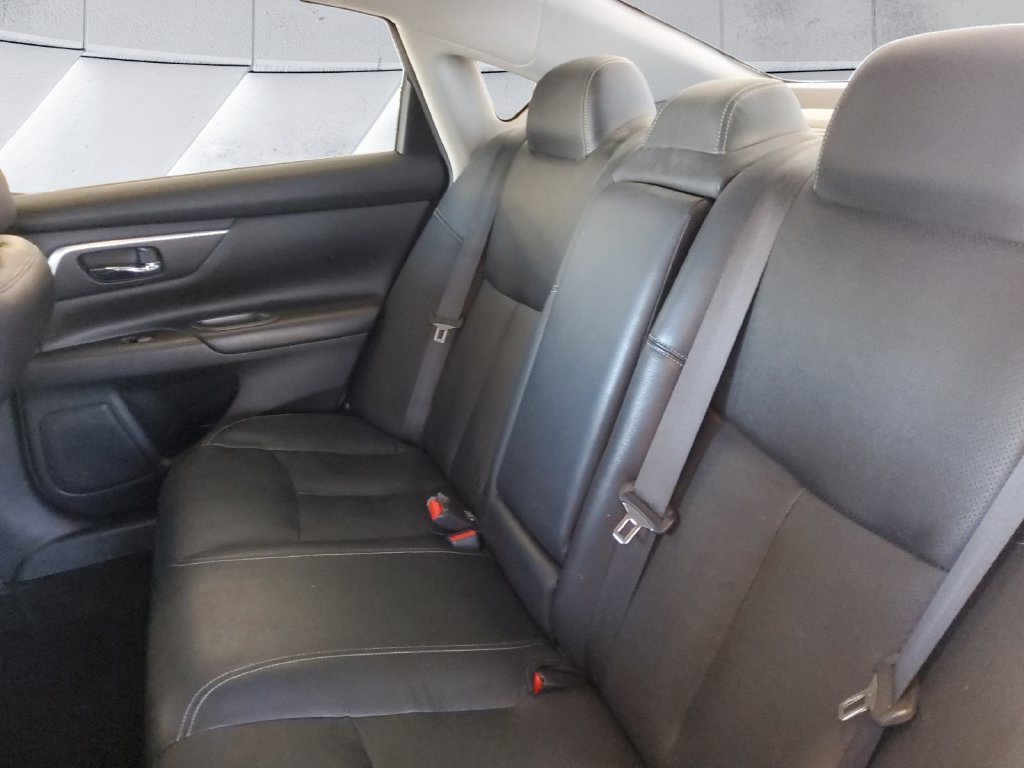 Used 2018 Nissan Altima 2.5 SL FWD image 18