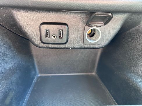 Used 2018 Chevrolet Traverse LT AWD/4WD image 25