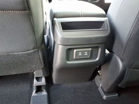 New 2026 Nissan Pathfinder SV image 28